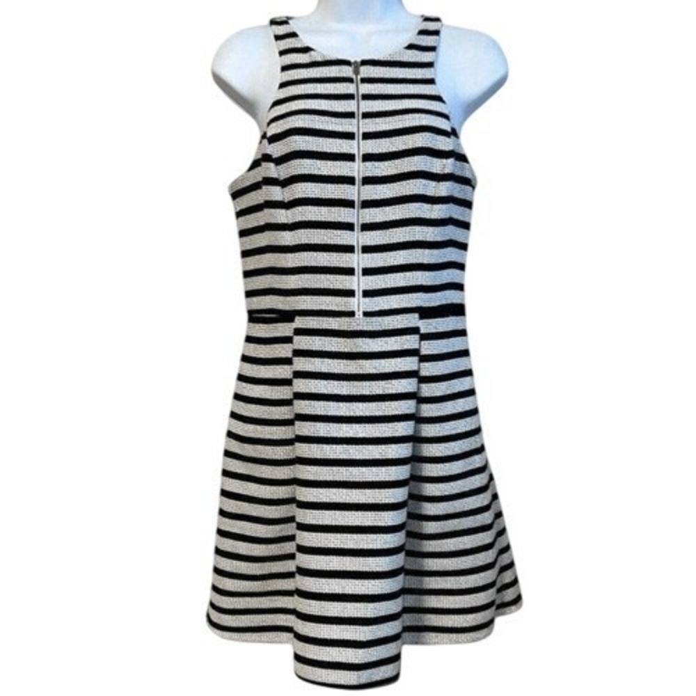 EXPRESS Textured Skater Dress Stripe Mini Quarter Zip Black‎ NWOT  Size 6 - Picture 2 of 7